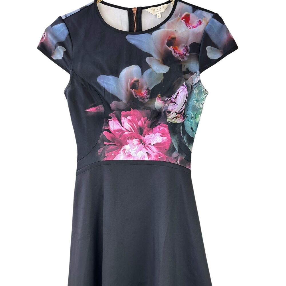Ted Baker Skater Dress in Ethereal Posie Floral Scuba-Like Mini Dress Size 0 - Picture 8 of 16